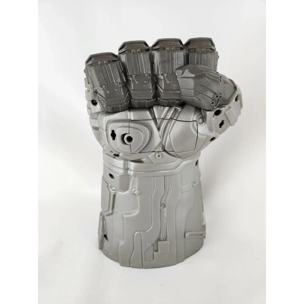 Hasbro Marvel Avengers Electronic Thanos Infinity Stones Gauntlet Glove Light Up